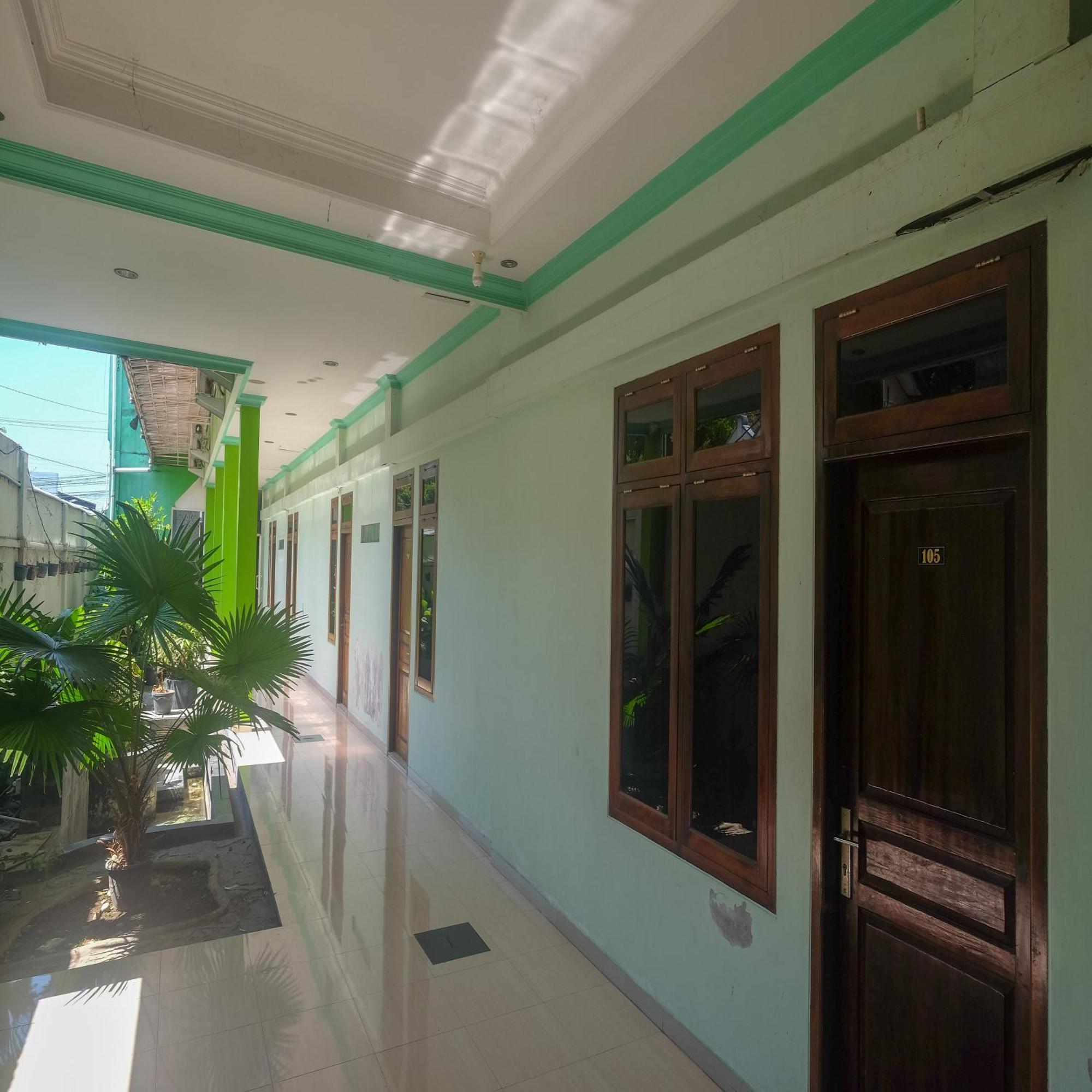 Wisma tamu Reddoorz @ Timoho 3*